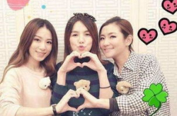 娱乐吃瓜酱闺蜜爱情搞笑,笑料百出，甜蜜吃瓜