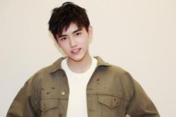 娱乐吃瓜酱阿宇,揭秘娱乐圈幕后故事