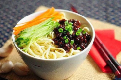 娱乐吃瓜酱吃面条小说,面条小说里的欢乐时光